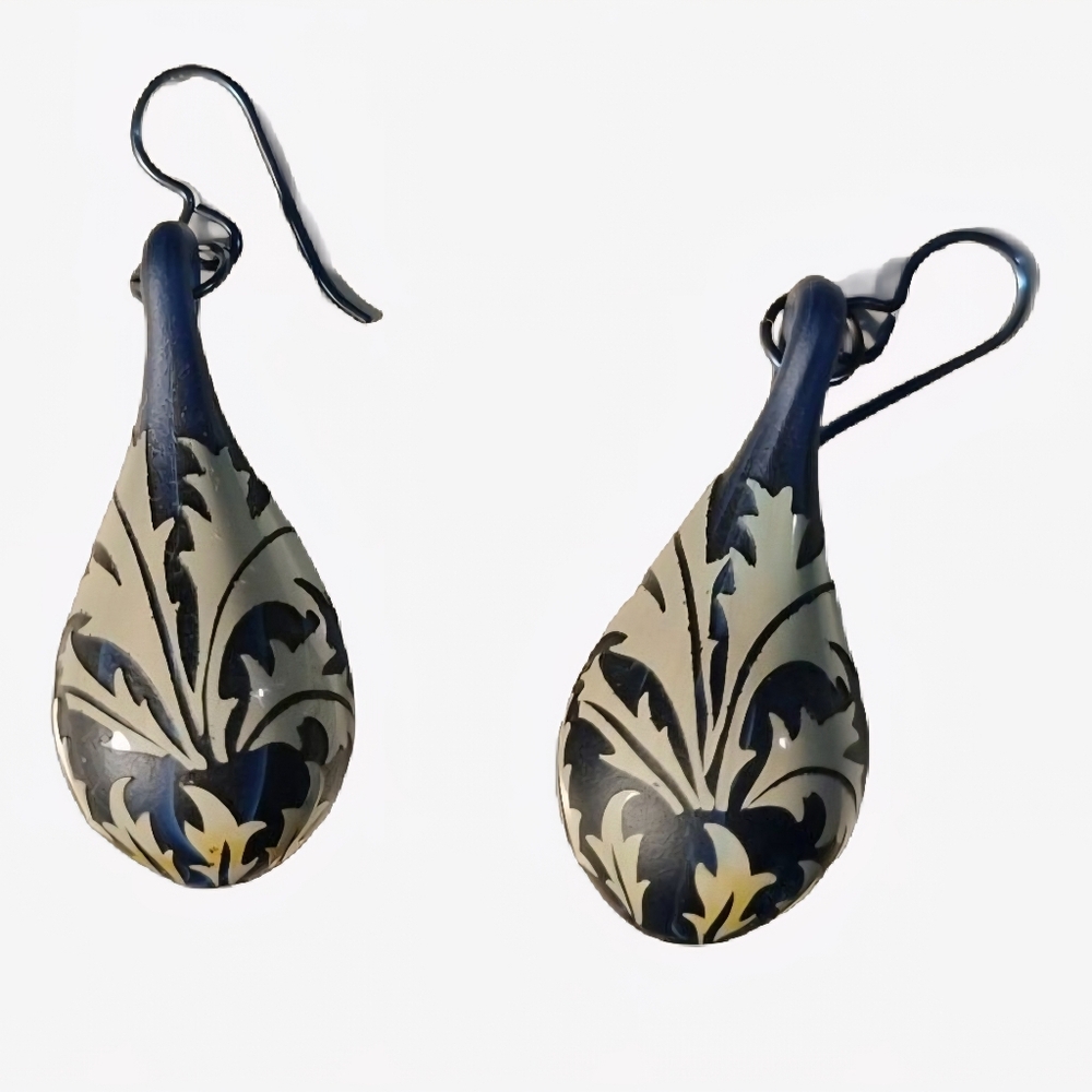 Gorilla Glass | Baroque Flourish Blue Tear Drop Hanging Earrings